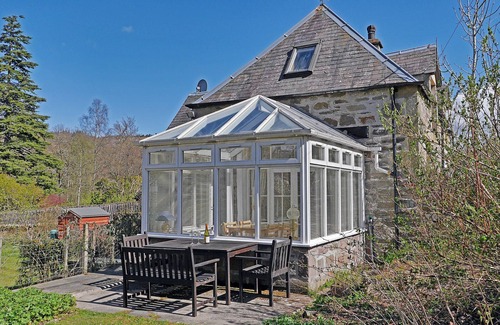 Murthly Cottage | 2 bedroom accommodation in Birnam, near Dunkeld