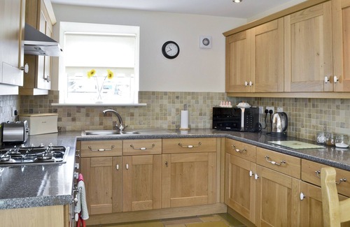 Stanley Cottage | 2 bedroom accommodation in Tantobie, Stanley