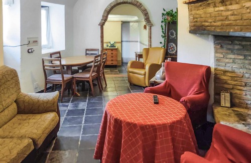 Baza House | 2 bedroom amazing home in Río de Baza