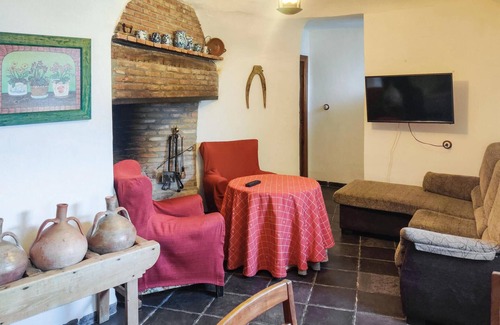 Baza House | 2 bedroom amazing home in Río de Baza