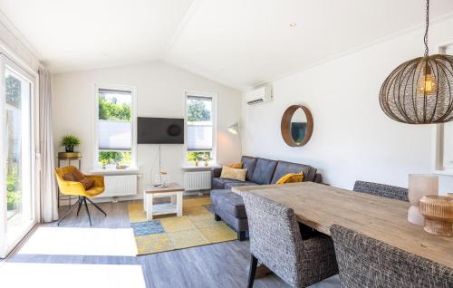 Municipality of Barneveld House | 2 Bedroom Amazing Home In Voorthuizen