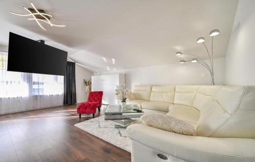 Bjelovar House | 2 Bedroom Amazing Home In Bjelovar