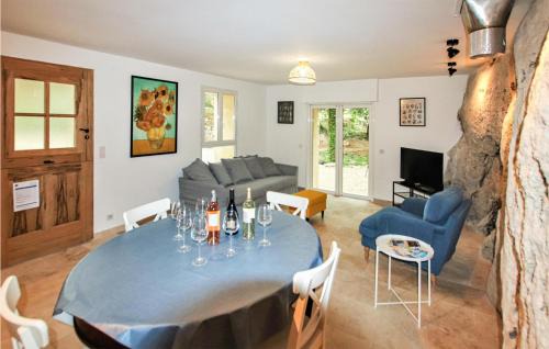 Apt House | 2 Bedroom Amazing Home In Apt