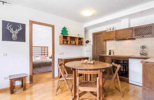 El Tarter Apartment | 2 bedroom apartment with balcony and 2 bath.El Tarter. ESQ51