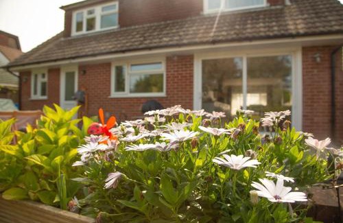 Capel-le-Ferne Apartment | 2 bedroom apartment by the cliff in kent