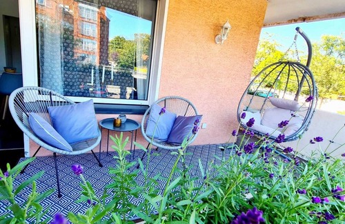 Luenen Apartment | 2-bedroom apartment I kitchen I balcony I WiFi I Prime I gaming I parking spot