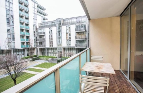 North Wall Apartment | 2 bedroom apartment in IFSC district