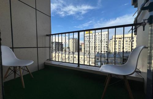 Bishkek Apartment | 2 bedroom apartment on Toktogula 165