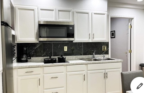 Auburndale House | 2 Bedroom Apartment 14 Miles to Legoland and 30 Miles to Disney