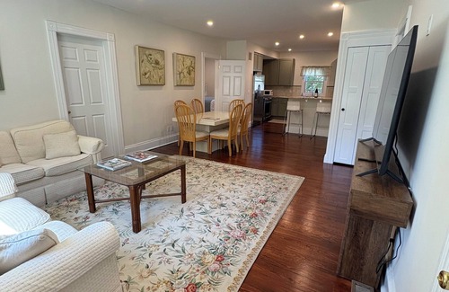 Village of Southampton Apartment | 2-bedroom apartment in beautiful Southampton with a beach permit