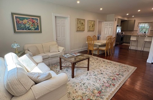 Village of Southampton Apartment | 2-bedroom apartment in beautiful Southampton with a beach permit
