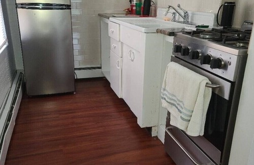 Avon Apartment | 2-bedroom apartment with AC in Bay Head