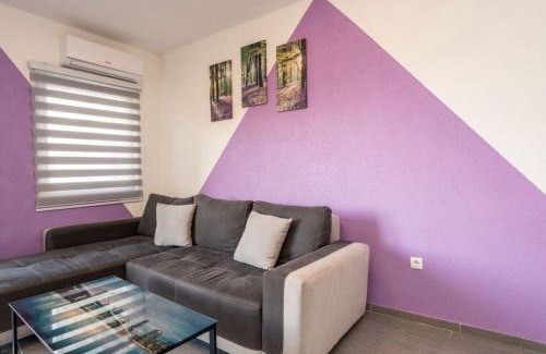 Donji Karin Apartment | 2 Bedroom apartment with Sea view
