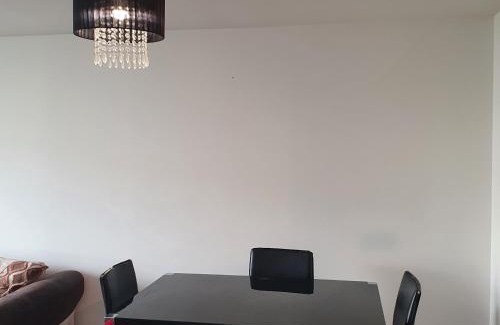 Central Aberdeen Apartment | 2-bedroom Back Hilton Area apartment - Ground Floor, Aberdeen city center