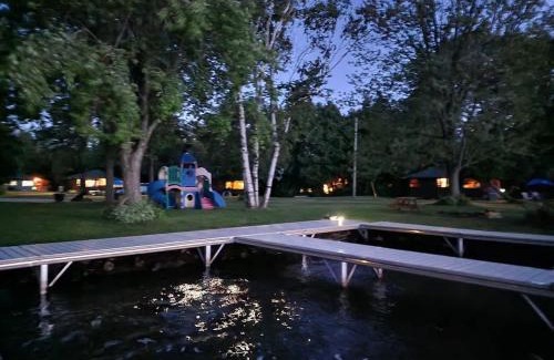 Rosedale House | 2-Bedroom - Balsam Lake Cottages Resort #12