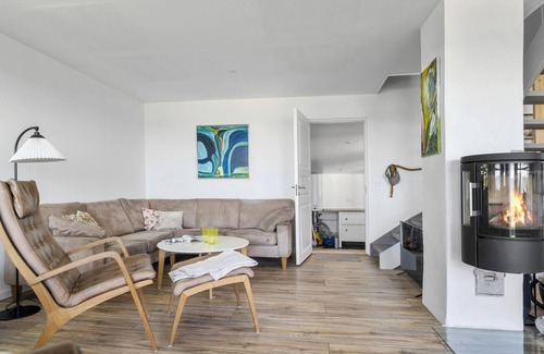 Grønninghoved Strand House | 2 bedroom beautiful home in Sjølund