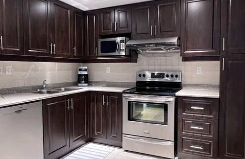 Meadowvale Village House | 2 Bedroom Bs/Apartment, in Mississauga