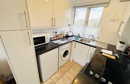 Sandown Ski Chalet | 2 Bedroom Chalet SB11, Sandown Bay, Isle of Wight, Dog Friendly, Sleeps 4
