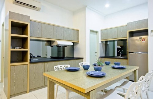 Downtown Kota Kinabalu Condo | 2 bedroom City Center, Sea View, above Imago Shopping Mall