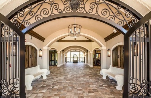 Lakewood Ranch Condo | 2 Bedroom Condo (427984) by Houzlet
