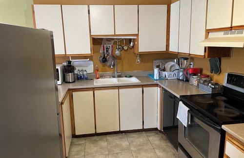 Pierrefonds-Roxboro Apartment | 2 bedroom condo in a family oriented neighbourhood