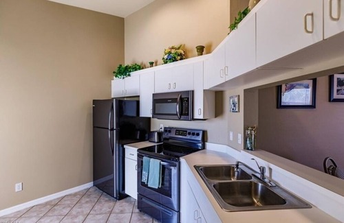 Gateway Condo | 2-bedroom condo in perfect Fort Myers Near RSW Central to Fort Myers