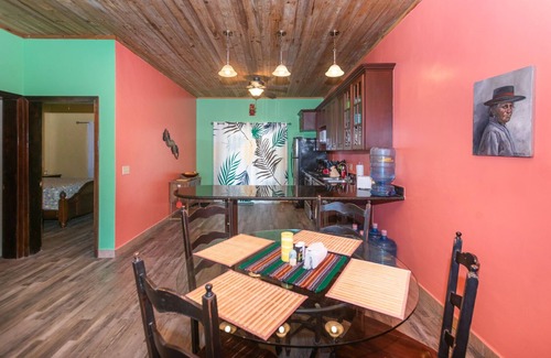West End Condo | 2-bedroom condo in West End at Sunset Villas with WiFi, AC and Ocean View