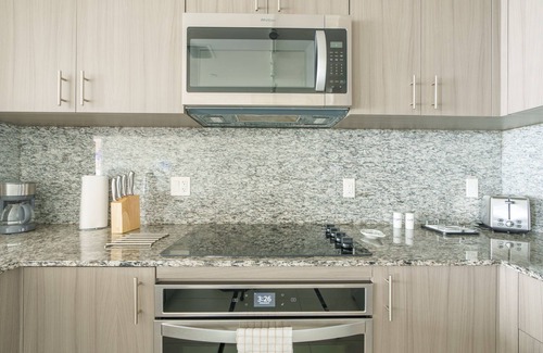 Ludlam Condo | 2-bedroom condo just 11 minutes from Dolphin Mall