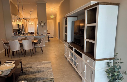 Naples Condo | 2-bedroom condo with Den sofa bed in Naples. Elegantly decorated!