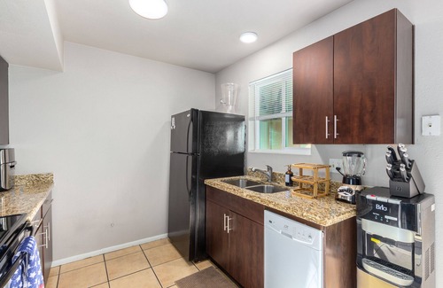 Camelback East Cottage | 2 bedroom cottage - 5 minutes from the airport