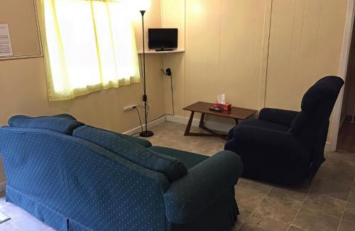 Bobcaygeon House | 2-Bedroom Cottage #1 - Ambleside