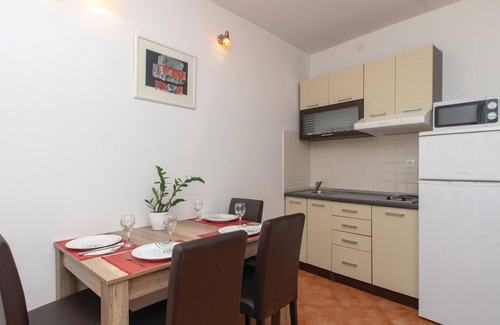 Trstenik Apartment | 2 bedroom cozy apartment in Trstenik
