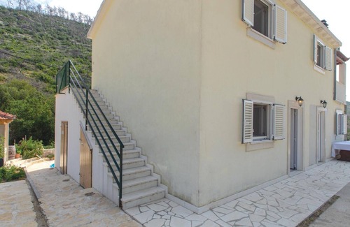 Trstenik Apartment | 2 bedroom cozy apartment in Trstenik