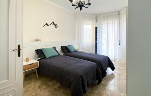 Montoggio Apartment | 2 Bedroom Cozy Apartment In Montoggio