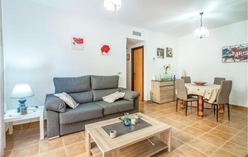 Los Geraeos Apartment | 2 Bedroom Cozy Apartment In Águilas