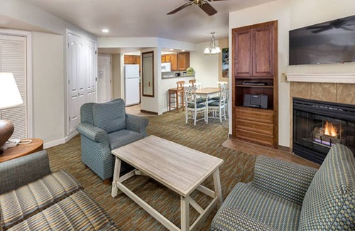 Round Hill Village Condo | 2 Bedroom Deluxe on Lake Tahoe, Wyndham South Shore!