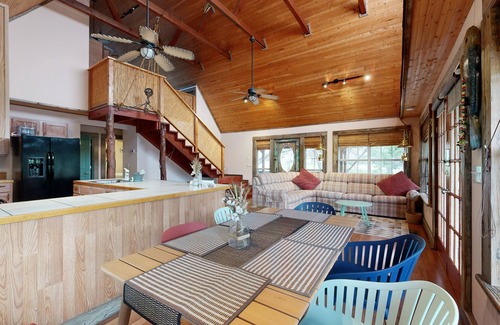 Canyon Lake House | 2-bedroom dog-friendly home with loft and spacious porch