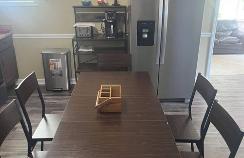 Dalton Apartment | 2-bedroom Duplex with AC, WiFi in delightful Dalton