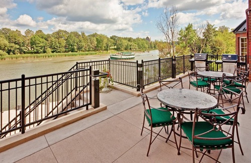 Rochester Condo | 2 Bedroom | Equipped Suite Near the River