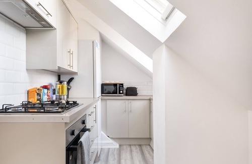 Reading Apartment | 2 Bedroom flat in Reading RG1 - Free Parking