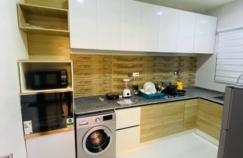 Lekki Phase 1 House | 2 bedroom flat in the heart of lekki phase 1 with limitless amenities