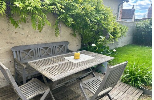 Romorantin-Lanthenay House | 2 Bedroom Private vacation home in Romorantin-Lanthenay