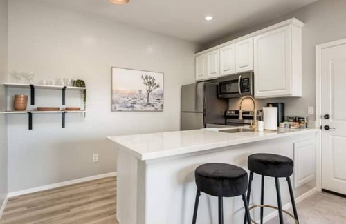 Anthem House | 2 Bedroom~Full Kitchen,Near Lake Pleasant, Cave Creek, Biking, Hiking Trails