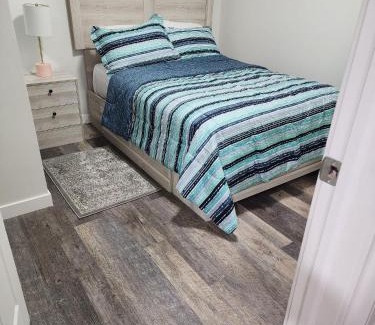 Transcona Apartment | 2 bedroom furnished basement suite