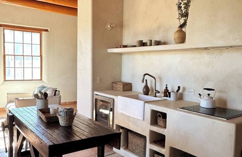 Tucson House | 2-bedroom guesthouse in Tucson, Arizona