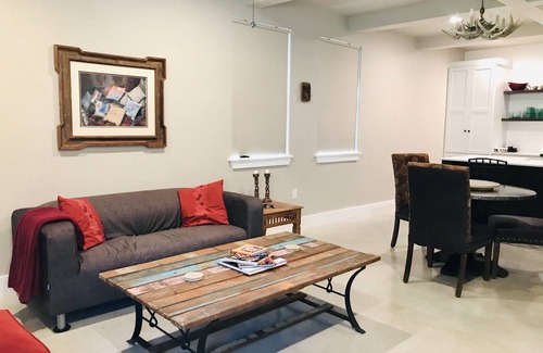 Highpointe House | 2 bedroom Hill Country Casita w/Pool and Hot Tub