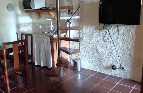 Jardim Andira House | 2 bedroom house and 1 suite in a quiet location with beautiful mountain views