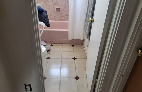 Northeast Heights House | 2-bedroom house in enjoyable Albuquerque with AC