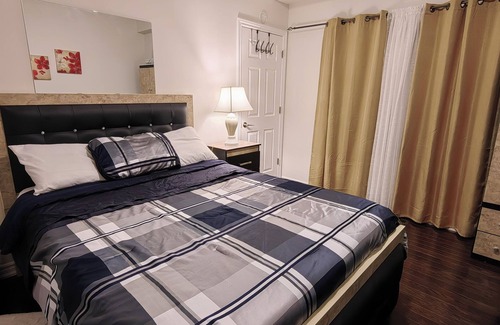 Bowmanville House | 2 bedroom House Main Floor - Bowmanville