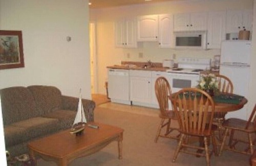 Spirit Lake Resort | 2 Bedroom Lock-Out at Village West